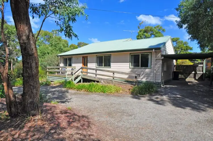 27 Norman Road, Inverloch VIC 3996