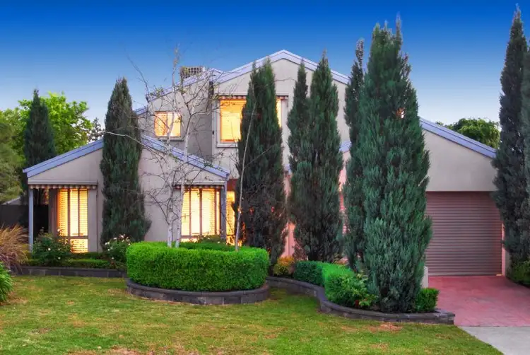 18 Patrick Court, Mitcham VIC 3132
