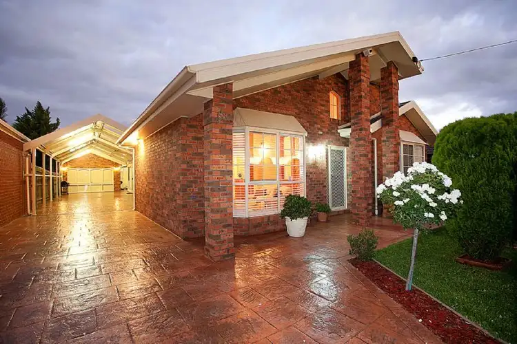 68 Lake Boga Avenue, Deer Park VIC 3023