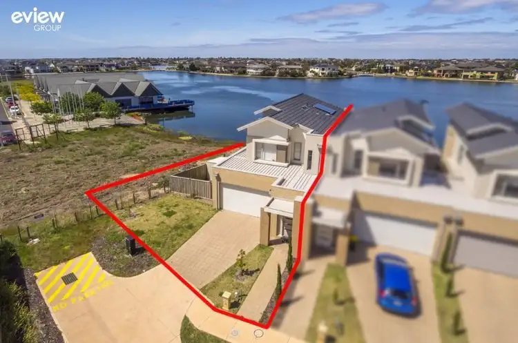 65 Broadbeach Circuit, Sanctuary Lakes VIC 3030