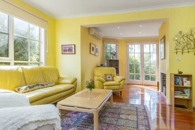 Second view of Homely townhouse listing, 3/2 Ann Court, Mount Waverley VIC 3149