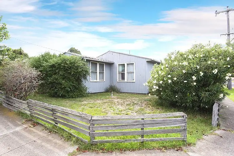 6 Beachley Street, Braybrook VIC 3019