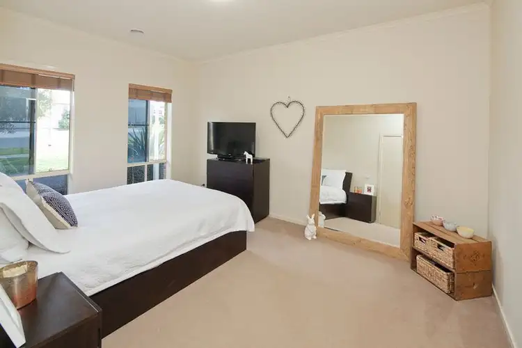 Second view of Homely house listing, 32 Howard Street, Warragul VIC 3820