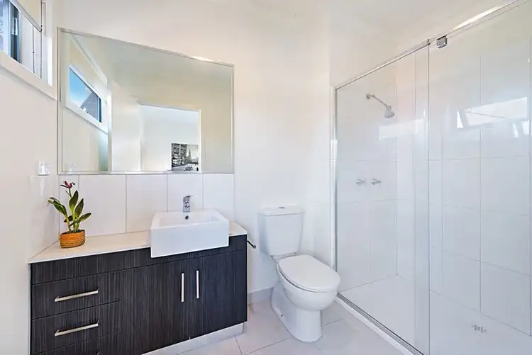 Sixth view of Homely townhouse listing, 5/251-253 Derby Street, Pascoe Vale VIC 3044