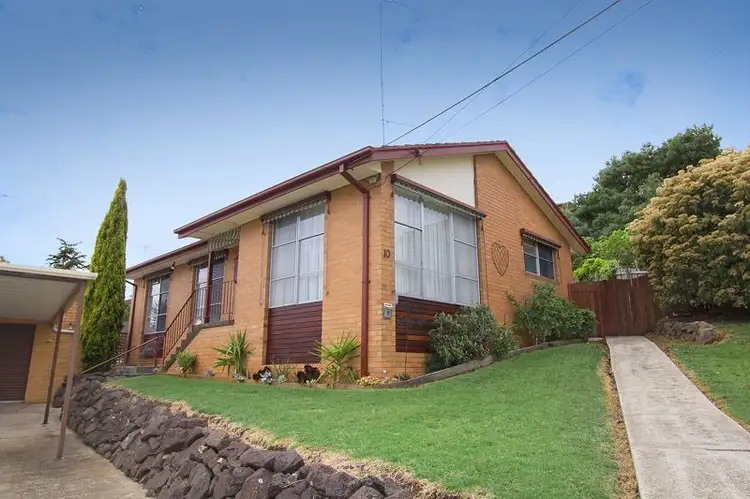 10 Rose Court, Jacana VIC 3047