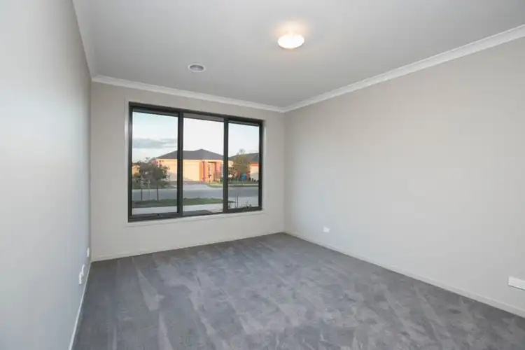 Fourth view of Homely house listing, 4 Valencia Circuit, Cranbourne VIC 3977