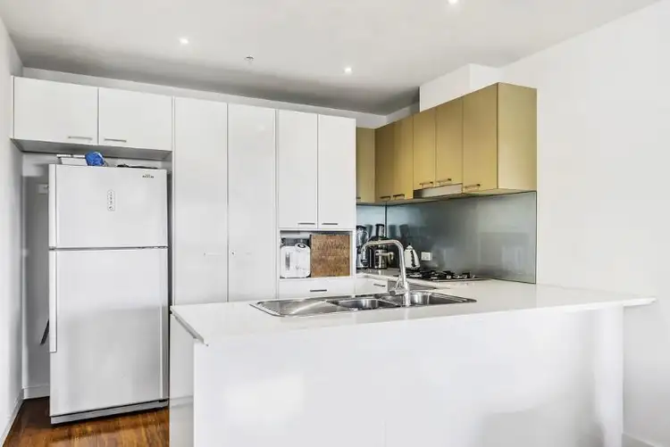 Fourth view of Homely apartment listing, 2/881 Doncaster Road, Doncaster East VIC 3109