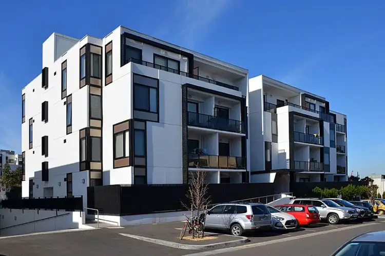 215/71 Henry Street, Kensington VIC 3031