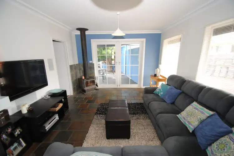 10 NOEL COURT, Leongatha VIC 3953