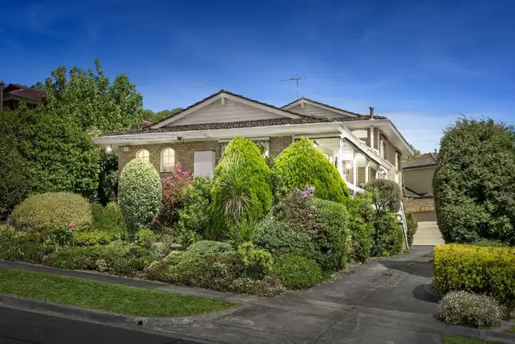 4 Monomeith Crescent, Mount Waverley VIC 3149