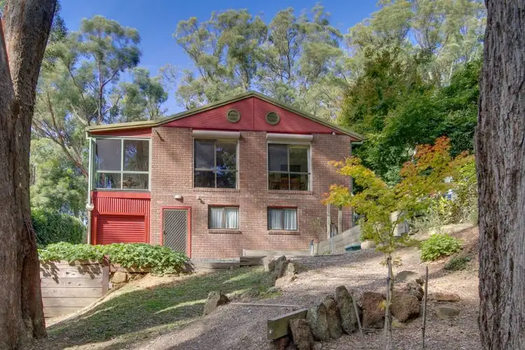 80 Inverness Road, Kalorama VIC 3766