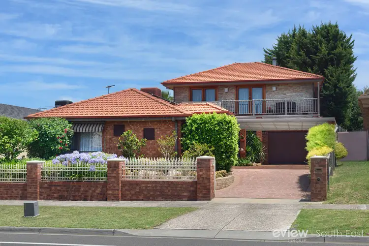 21 Hinrichsen Drive, Hallam VIC 3803