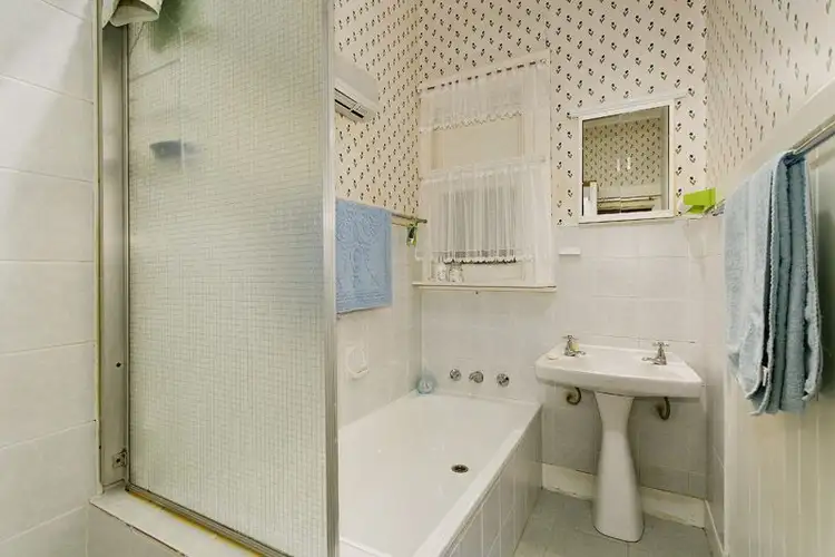 Sixth view of Homely house listing, 206 Hilton Street, Glenroy VIC 3046