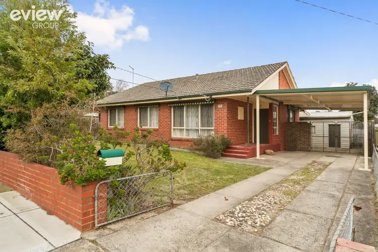 56 Brunning Crescent