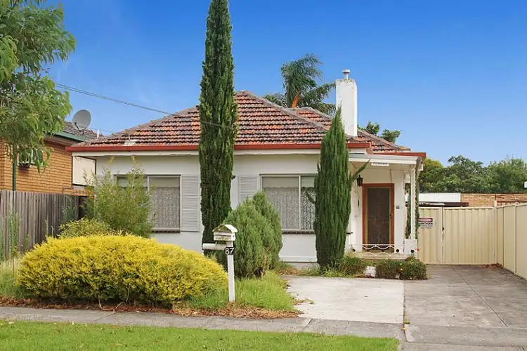 87 Barton Street, Reservoir VIC 3073