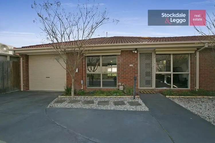2/15 William Street, Cranbourne VIC 3977