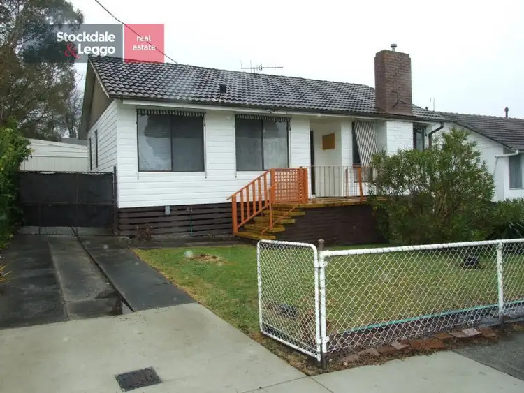 11 Charles Street, Moe VIC 3825