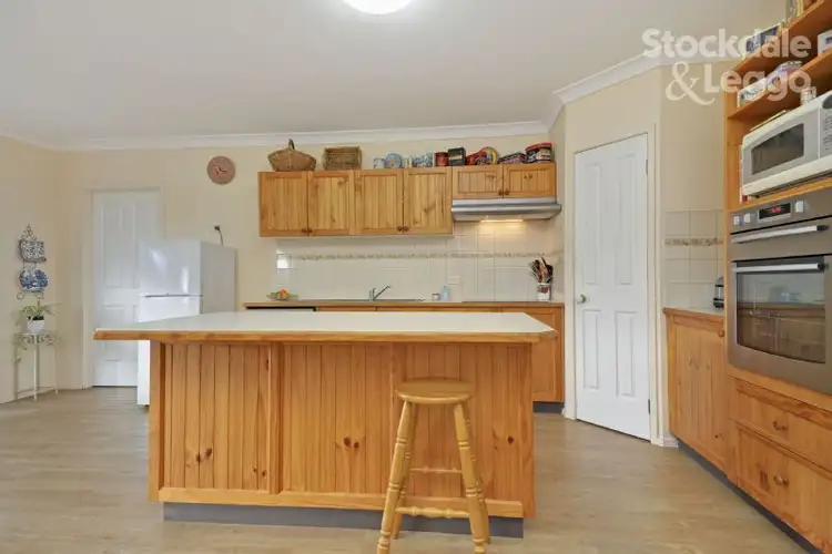 Sixth view of Homely house listing, 19 Palmgate Terrace, Traralgon VIC 3844