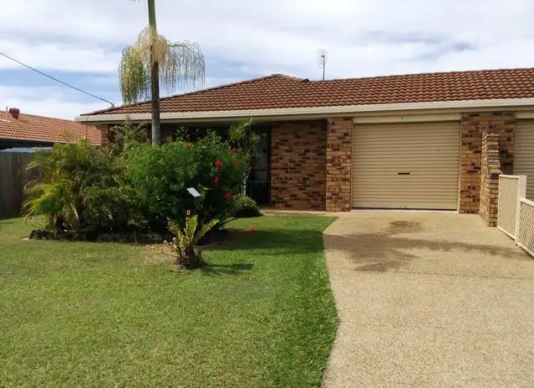 1/10 Pumicestone Place, Golden Beach QLD 4551