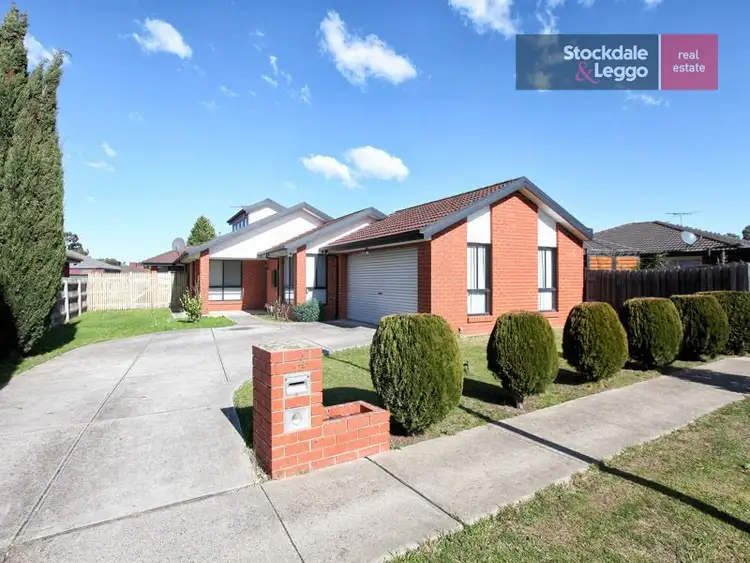 4 McConnell Crescent, Roxburgh Park VIC 3064