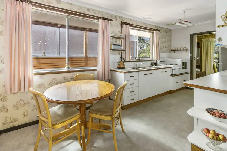 Third view of Homely house listing, 5 Cliveden Avenue, Frankston VIC 3199
