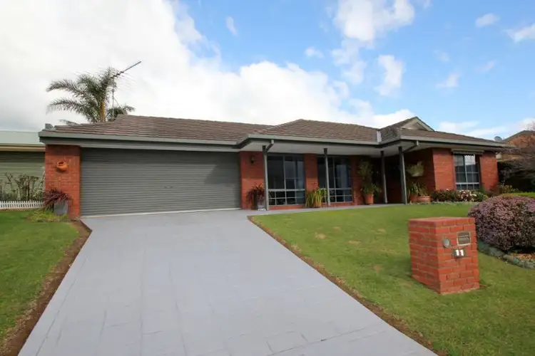 11 Scarlett Close, Leongatha VIC 3953