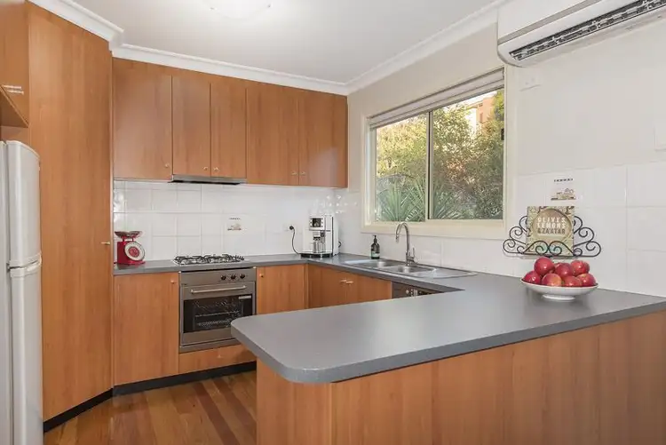 Fifth view of Homely house listing, 4 Centre Way, Glenroy VIC 3046