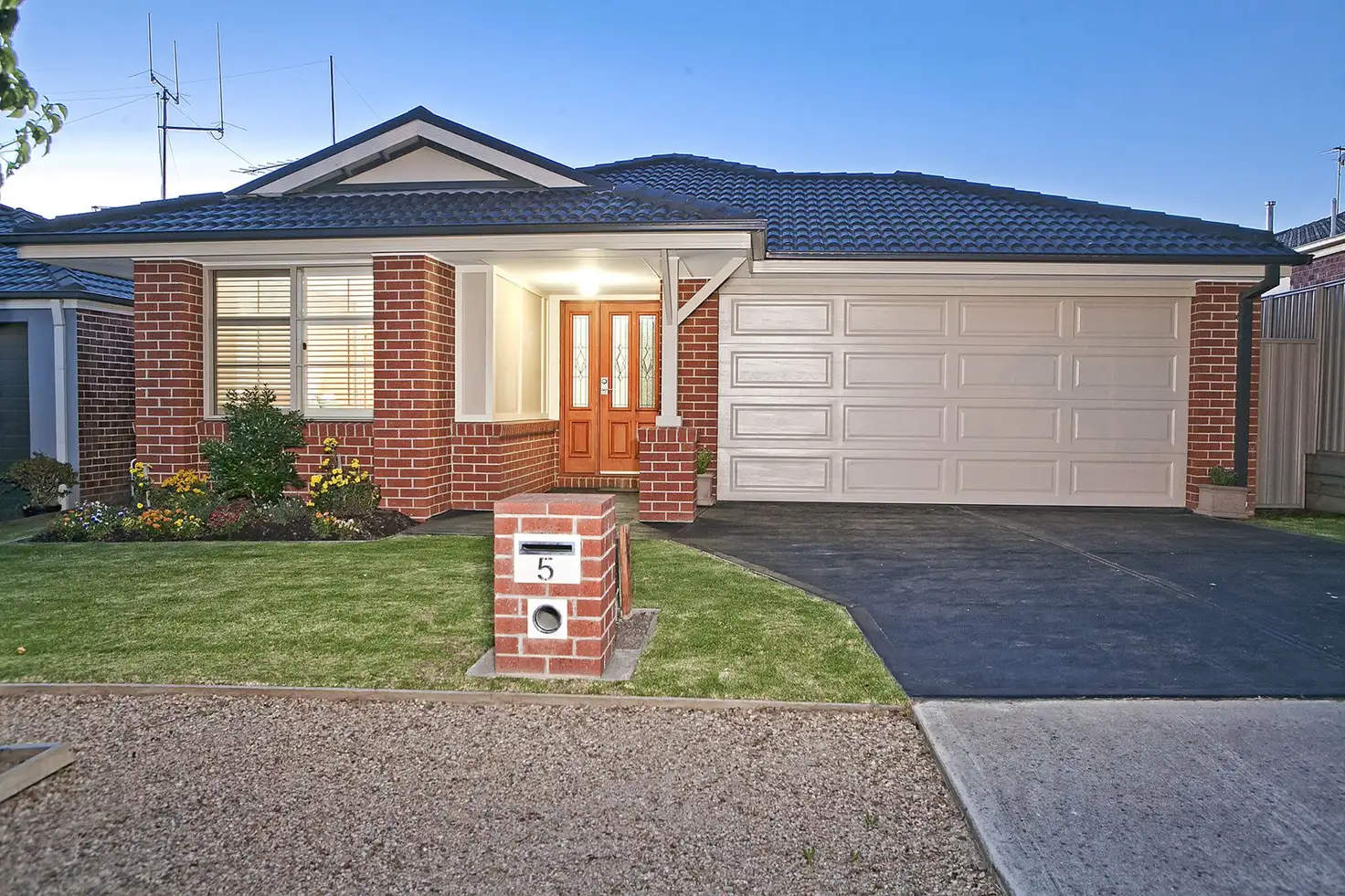 Main view of Homely house listing, 5 Webb Court, Pakenham VIC 3810