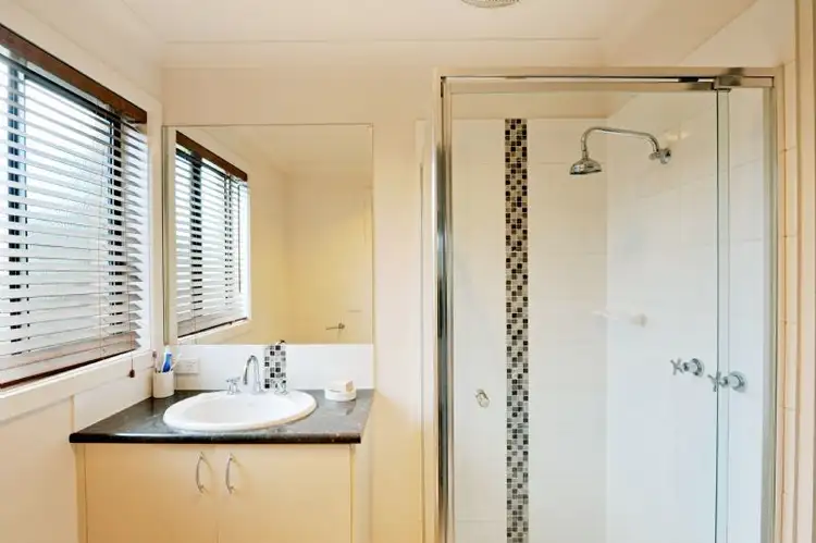 Fifth view of Homely house listing, 10 Golf Drive, Shepparton VIC 3630