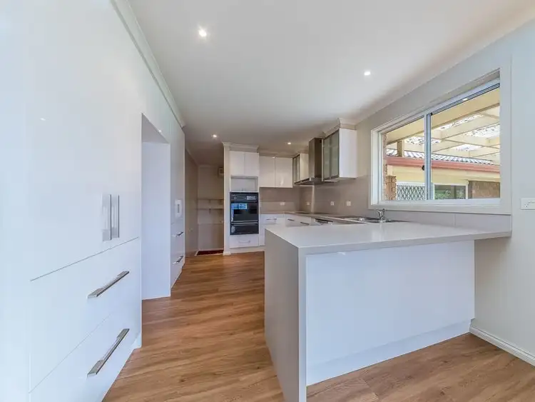 Sixth view of Homely house listing, 25 Somerset Drive, Warragul VIC 3820