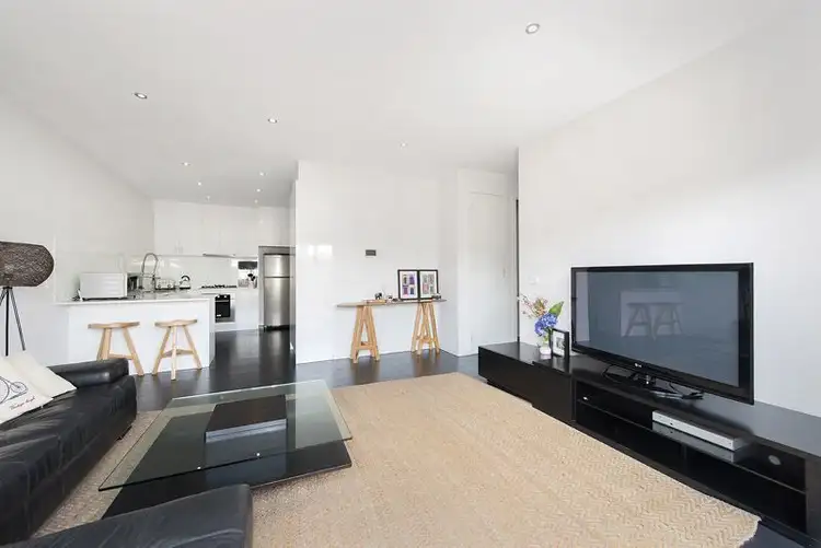 Main view of Homely unit listing, 3/108 View Street, Glenroy VIC 3046