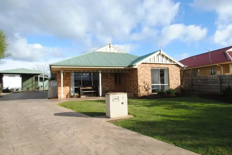 7 ELAINE COURT, Leongatha VIC 3953