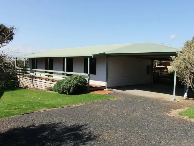Second view of Homely house listing, 18 BAYVIEW AVENUE, Surf Beach VIC 3922