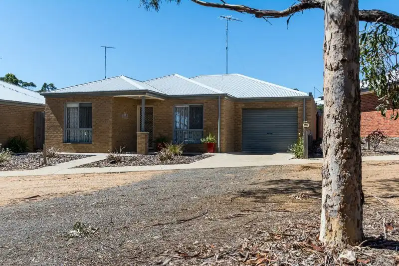 Main view of Homely townhouse listing, 2/15 Burnside Road, Bannockburn VIC 3331