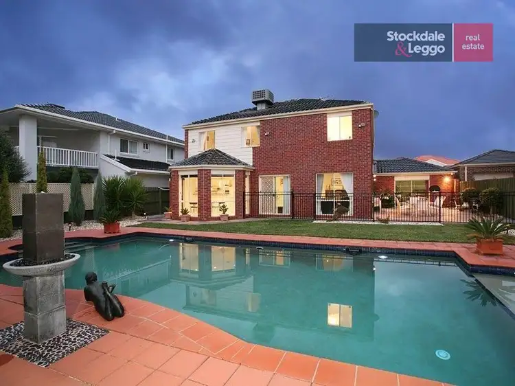 8 MacMillan Avenue, Greenvale VIC 3059