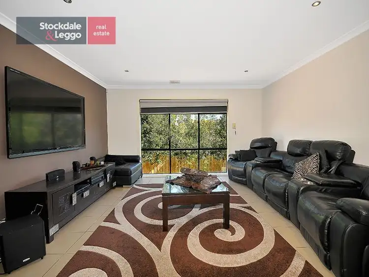 Sixth view of Homely house listing, 19 Langbourne Court, Greenvale VIC 3059