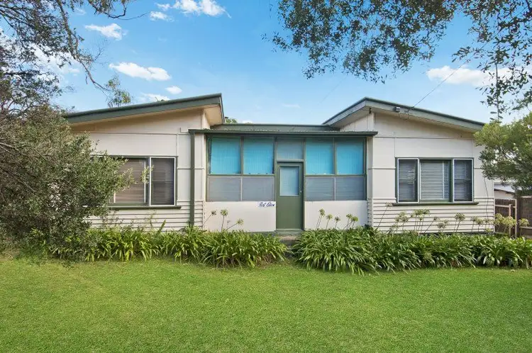 2 Waverly Street, Sorrento VIC 3943
