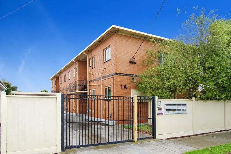 Main view of Homely unit listing, 3/1 Gilbertson Street, Essendon VIC 3040