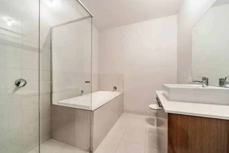 Fifth view of Homely townhouse listing, 2/40 Bondi Avenue, Frankston VIC 3199