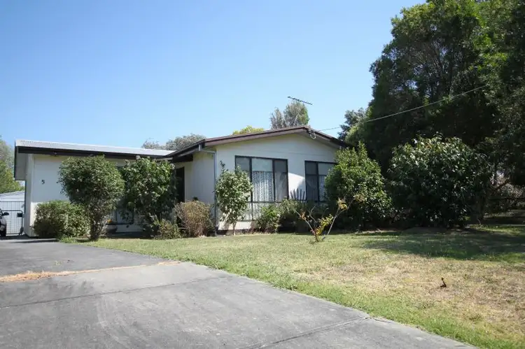 5 Barker Street, Corinella VIC 3984