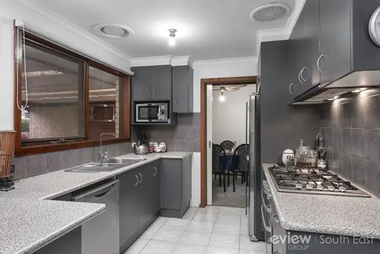 Third view of Homely house listing, 6 Rosedale Court, Endeavour Hills VIC 3802