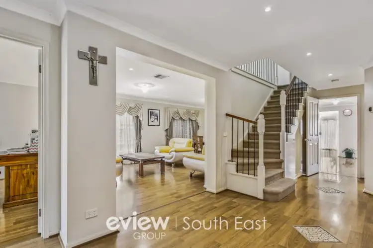 Second view of Homely house listing, 4 Parkvista Place, Berwick VIC 3806