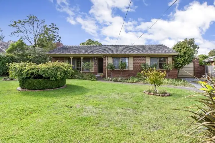 2 Orchard Street, Glen Waverley VIC 3150