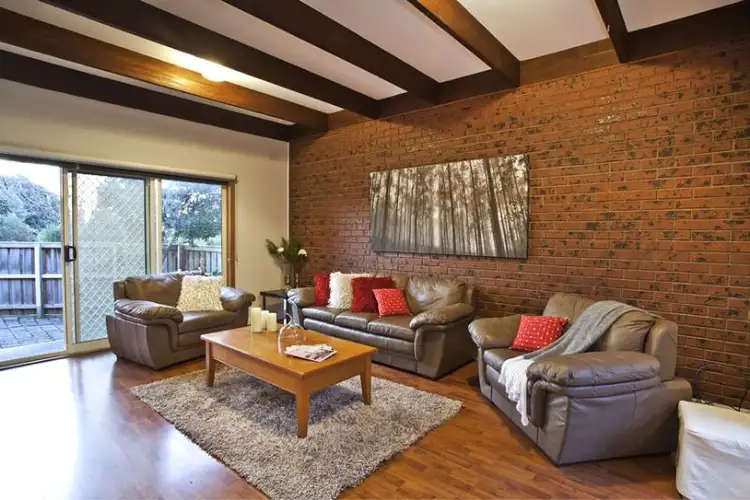 1/4 Middleborough Road, Burwood East VIC 3151