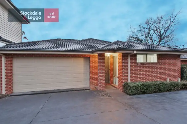 2/9 Cameron Road, Croydon VIC 3136