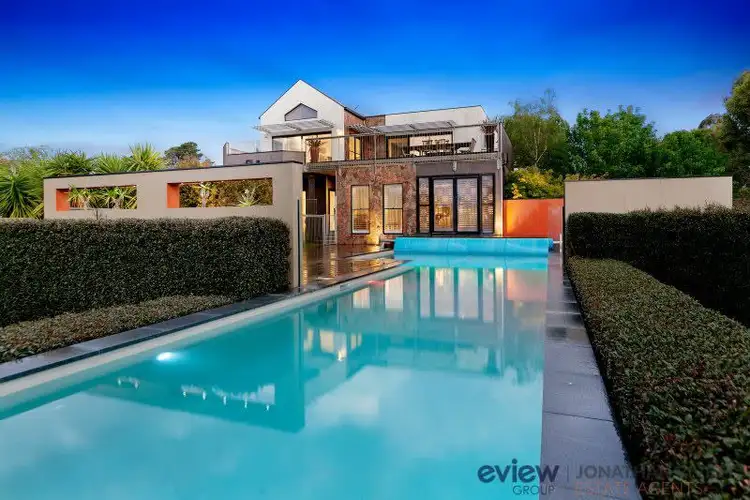 63 Wooralla Drive, Mount Eliza VIC 3930
