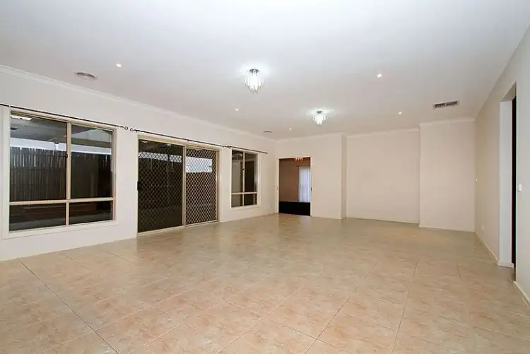 Third view of Homely house listing, 4 Timbarra Court, Craigieburn VIC 3064