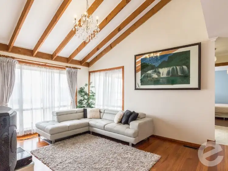 64 Hinrichsen Drive, Hallam VIC 3803