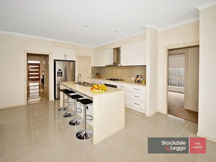 Fourth view of Homely house listing, 33 Kingscote Way, Wollert VIC 3750