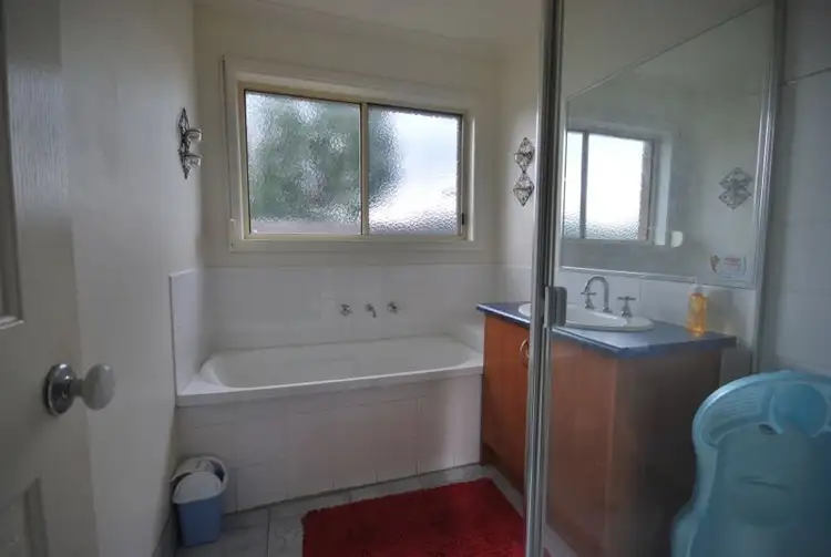 Seventh view of Homely house listing, 24 Nyarrin Place, Cranbourne West VIC 3977